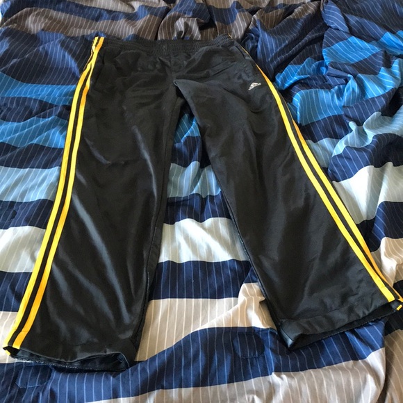 Adidas athletic pants🔥💥 - Picture 4 of 7